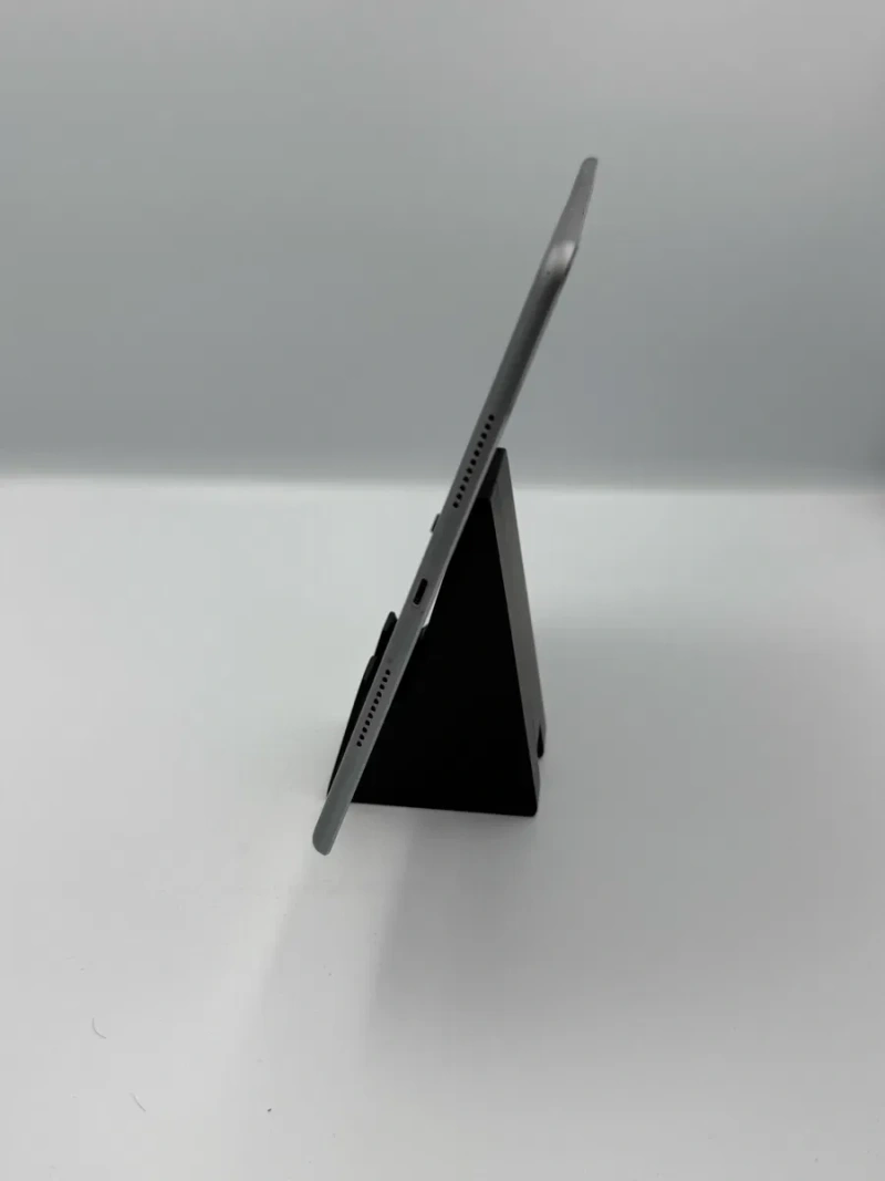 Apple iPad Pro 10.5 Wifi 64gb Space Gray 120 герц екран — фото 3