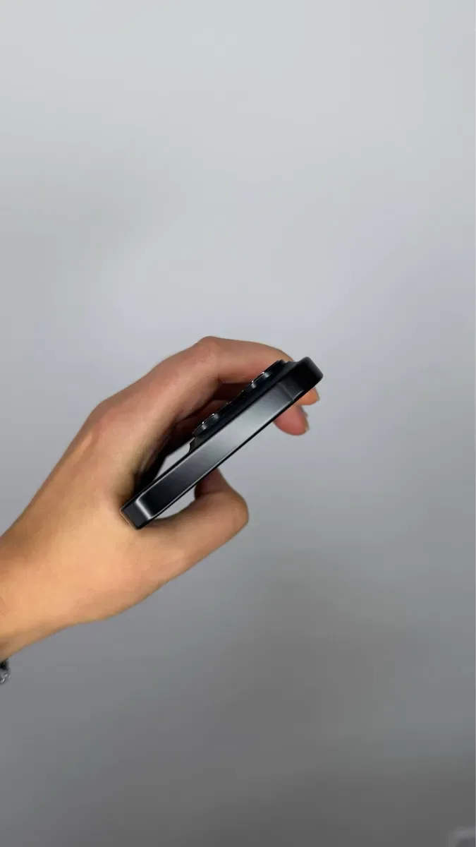 Apple iPhone 16 Pro 128GB Black Titanium 90% Neverlock — фото 7