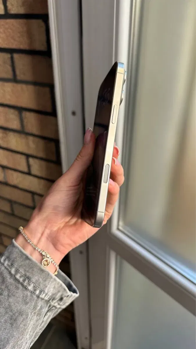 Apple iPhone  16 Pro Max 1Tb. (  Natural Titanium ) — фото 4