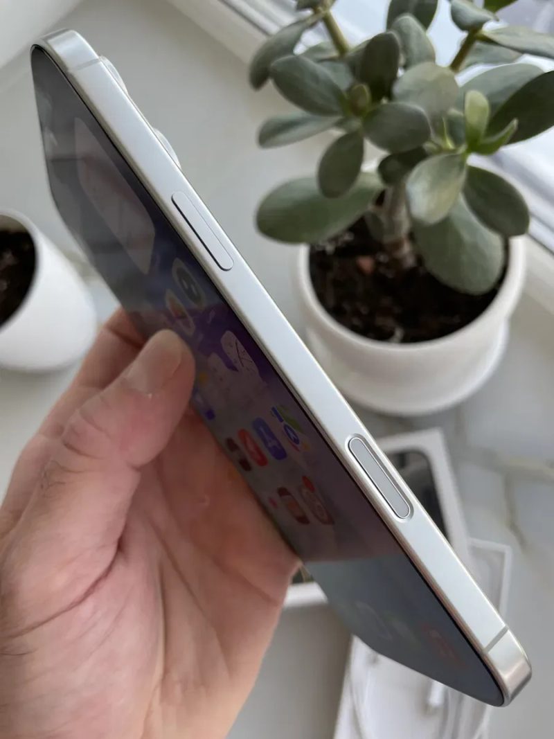 Apple iPhone 16 Pro Max White 256 Gb Never Lock — фото 7
