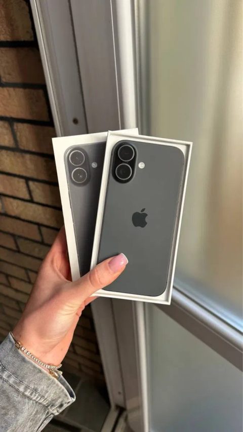 Apple iPhone  17 256Gb. (  Black )
