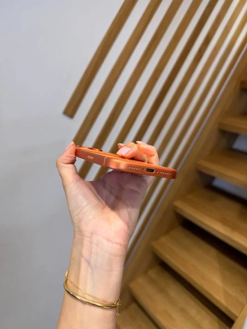 Apple iPhone 17 Pro 256Gb. ( Cosmic Orange ) — фото 3