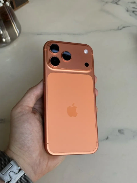 Apple IPhone 17 Pro Max 512gb Cosmic Orange Ідеал 4 цикли фізична сім карта