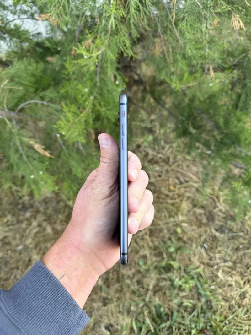 Apple iPhone 8 Plus на 256 GB у кольорі Black, стан гарний — фото 3