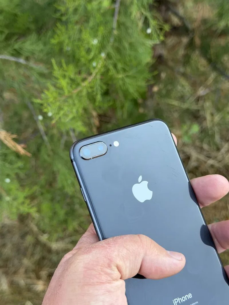 Apple iPhone 8 Plus на 256 GB у кольорі Black, стан гарний — фото 5