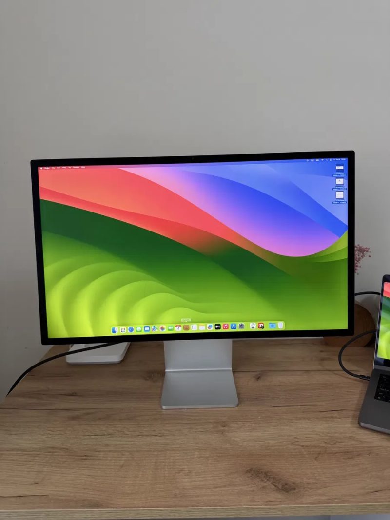 Apple Studio Display 27 Inch 5K Retina Tilt-Adjustable Stand Nano-Texture Glass — фото 7