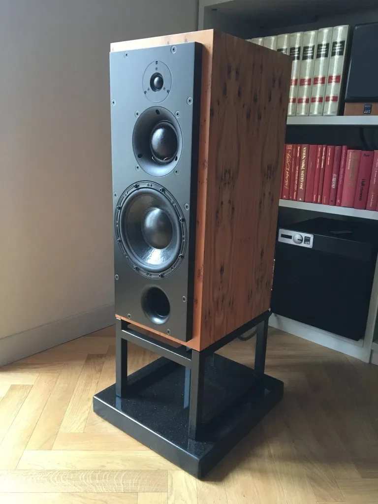 ATC SCM40 -англійська  HI-END акустика (весь модельний ряд ATC) — фото 7