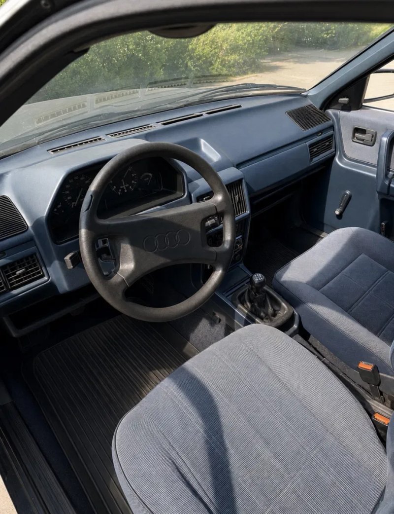 Audi 100 бензин на повному ходу — фото 2