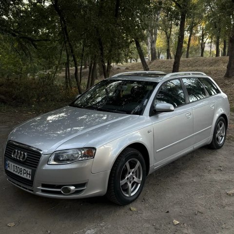 Audi A4B7 1.9TDI свіжопригнанна временный учёт
