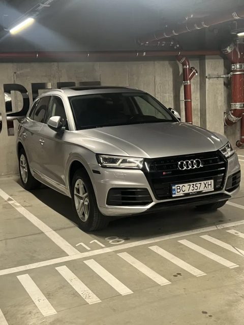 Audi Q5 2018.Хороший стан.