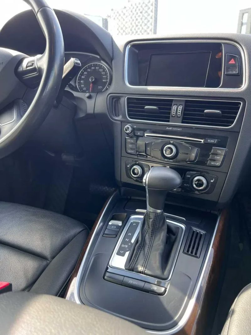 Audi Q5 Premium Plus — Власне авто в ідеальному технічному стані — фото 6