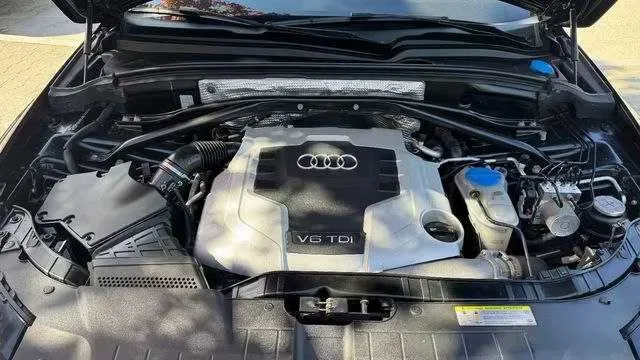 Audi Q5 Quattro 2010 — фото 4