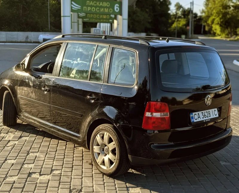 Авто для військових! Vw Touran 2,0 диз, автомат.  Тільки заїхав ! — фото 4