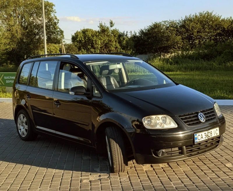 Авто для військових! Vw Touran 2,0 диз, автомат.  Тільки заїхав ! — фото 5