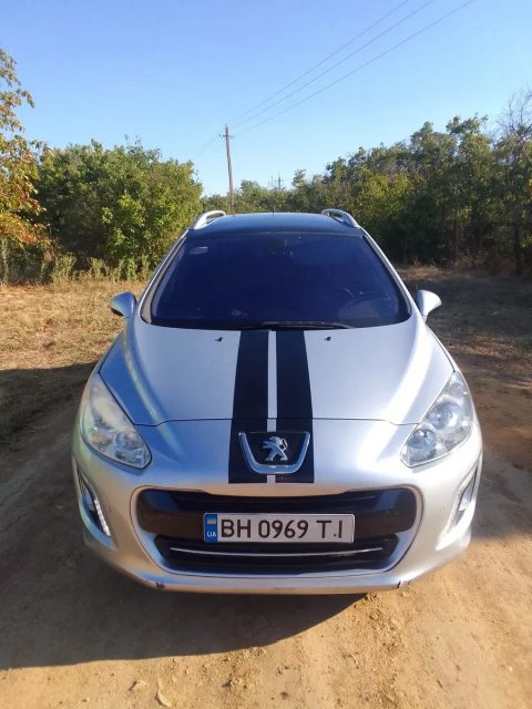 Авто PEUGEOT 308 HDi 2013г