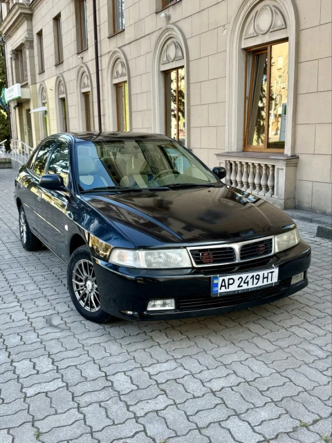 Авто в отличном состояний газ бензин