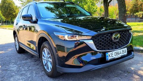 Автомобиль Mazda CX-5