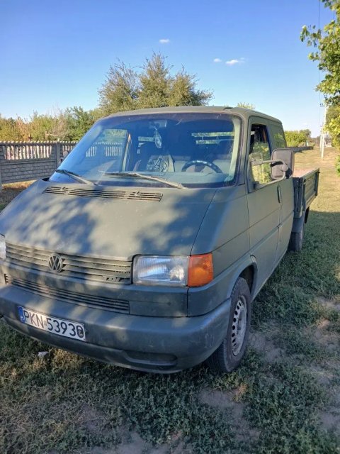 Автомобіль Volkswagen T4 2.5TDI