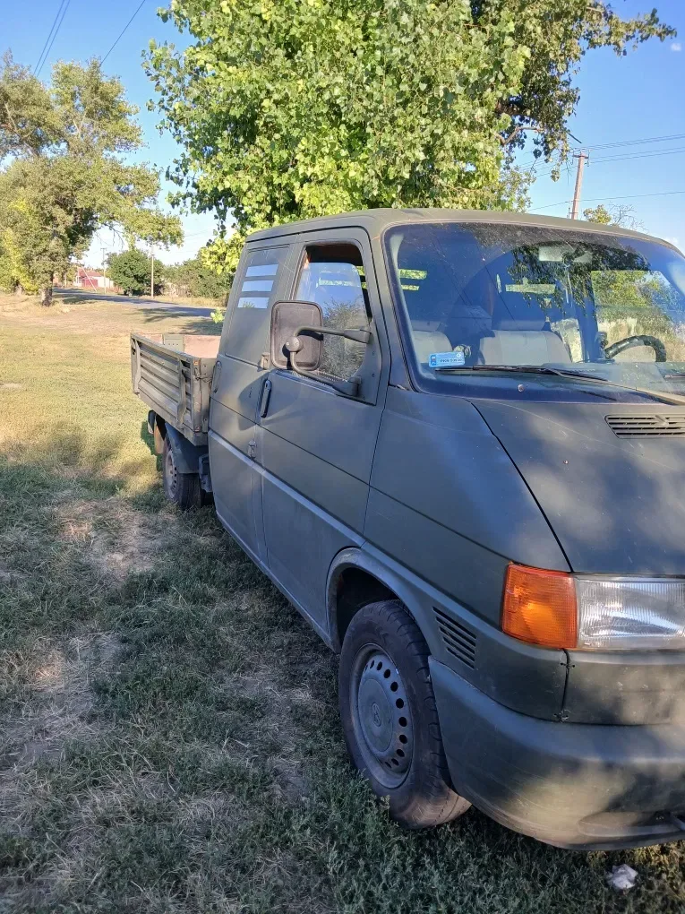 Автомобіль Volkswagen T4 2.5TDI — фото 2