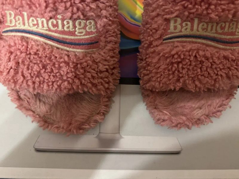 Balenciaga Furry Slides Sweet Pink — фото 6