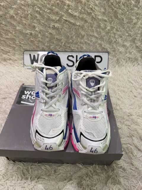 Balenciaga runner 46