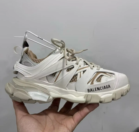 Balenciaga track 3! В наявності!