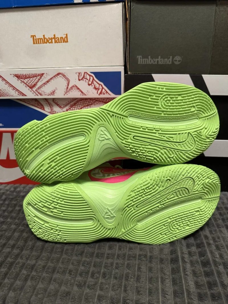 Баскетбольні кросівки 46(30см)Nike Giannis Immortality 4 "Pink Neon" оригінал — фото 7