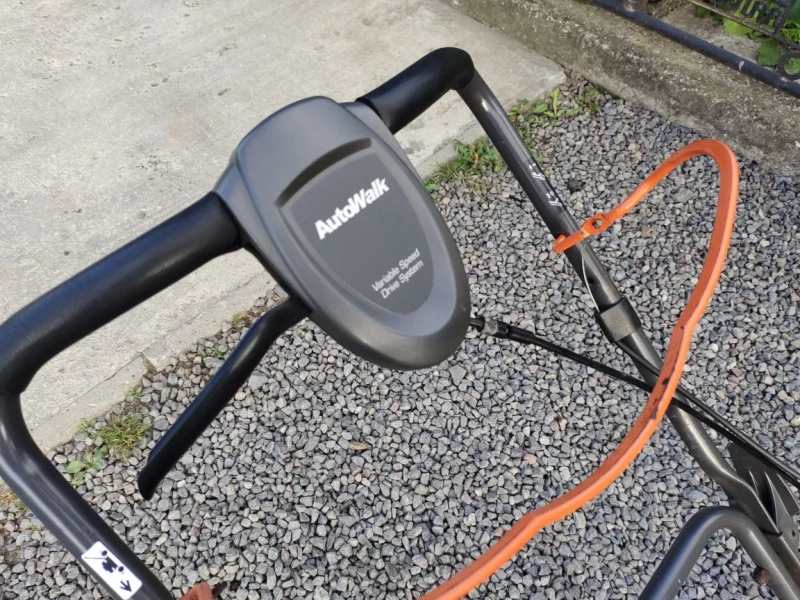 Бензинова самохідна газонокосарка Husqvarna 46cm  Briggs Stratton — фото 8