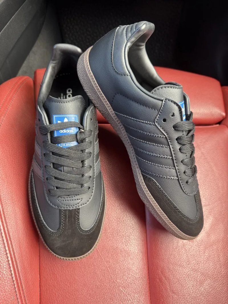(БЕЗ ПЕРЕДОПЛАТИ) Adidas Samba OG Black Brown адідас самба чорні з коричнивими замшевими елементами кросівки з бежевою гумовою підошвою — фото 4