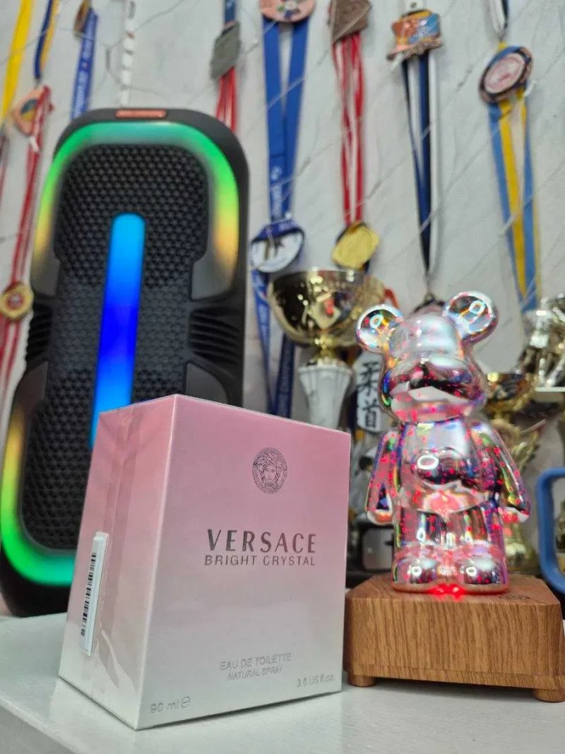 БЕЗ ПЕРЕДОПЛАТИ! Versace Bright Crystal (Версаче Брайт Крістал) ОРИГІНАЛ туалетна вода ,парфум, духи 90 Ml — фото 2