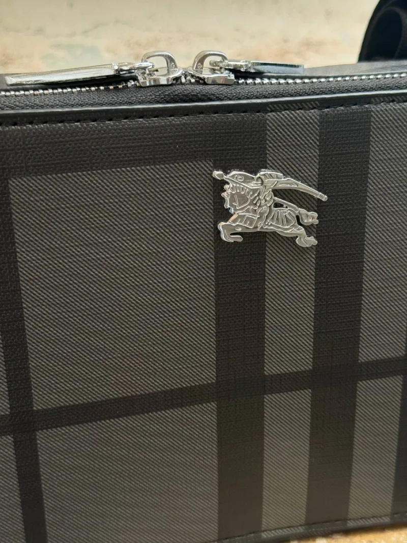 Без Предоплат ‼️ Сумка від бренду BURBERRY  | Чорний Колір — фото 3