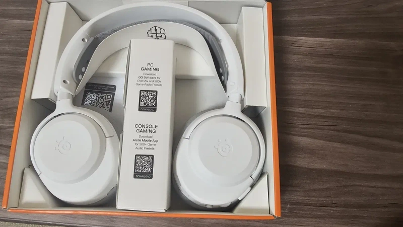 Бездротові навушники SteelSeries Arctis Nova 3 Wireless White (Як нові) — фото 2