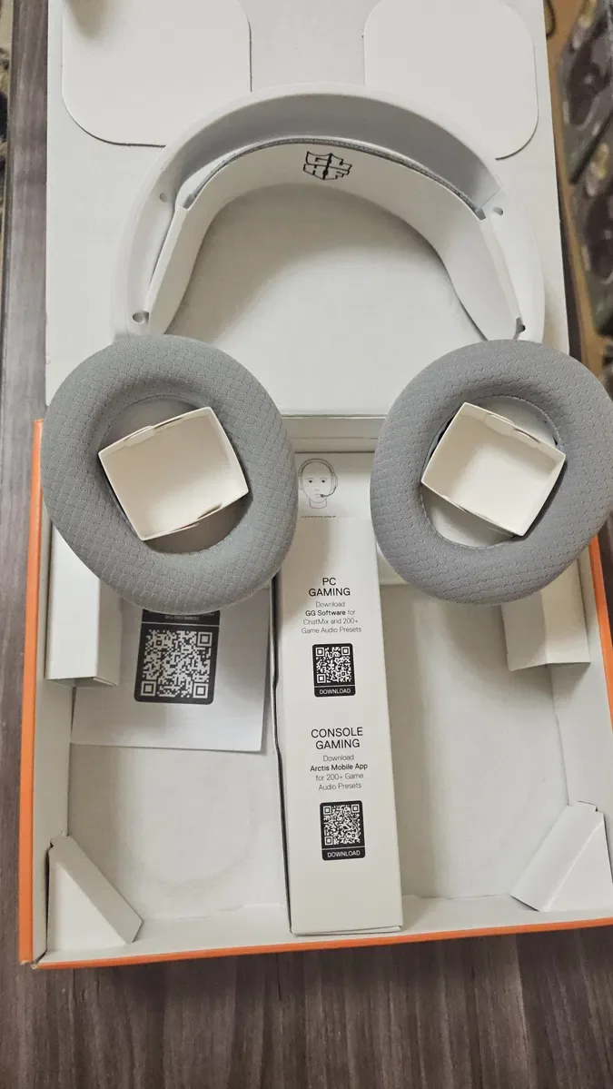 Бездротові навушники SteelSeries Arctis Nova 3 Wireless White (Як нові) — фото 3