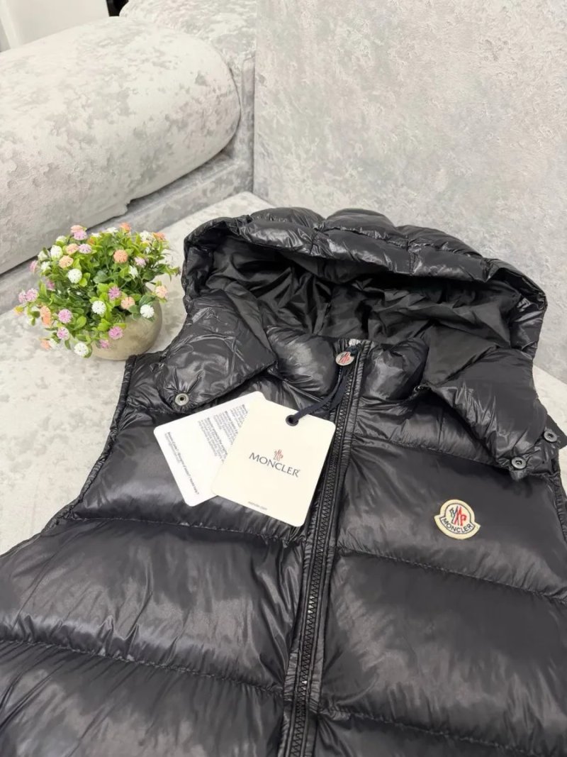 Безрукавка/Жилетка Moncler Maya чорна S, M, L, XL, XXL | Бірки | Преміальна якість | Стильна модель | ДЕШЕВО | ОРИГІНАЛ — фото 3