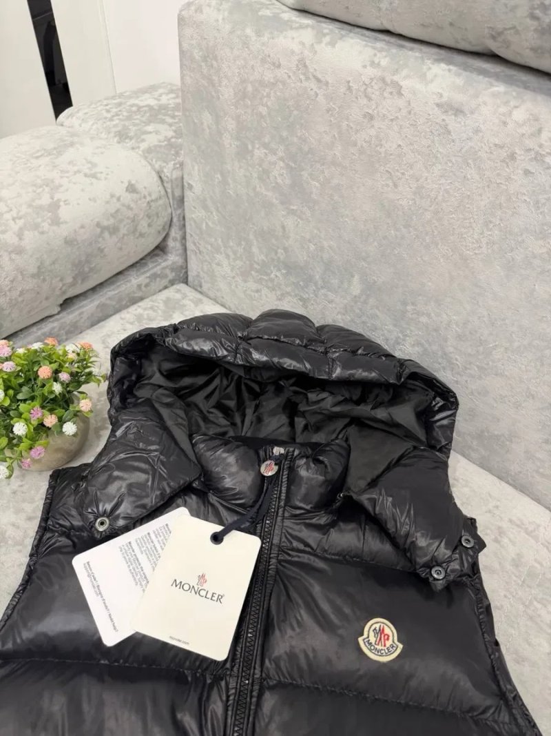 Безрукавка/Жилетка Moncler Maya чорна S, M, L, XL, XXL | Бірки | Преміальна якість | Стильна модель | ДЕШЕВО | ОРИГІНАЛ — фото 4
