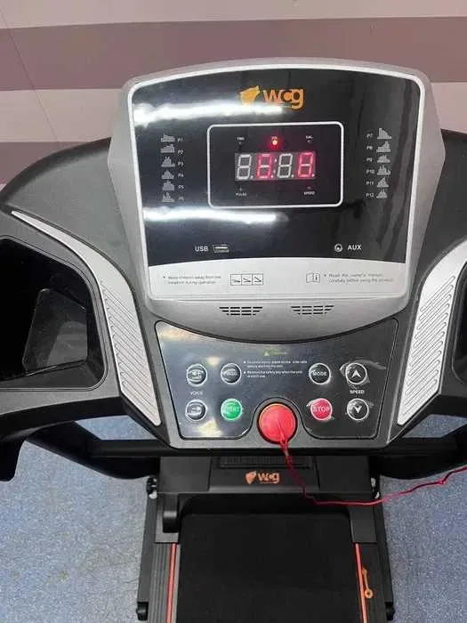 Бігова доріжка WCG-H105 2 кВт 10 км/год 12 програм до 90 кг як НОВА — фото 4