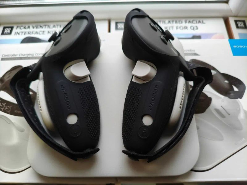 BOBOVR CD3 Controller Charging Зарядка для контроллерів +гріпси Bobovr G3 Meta quest3 / 3s — фото 3