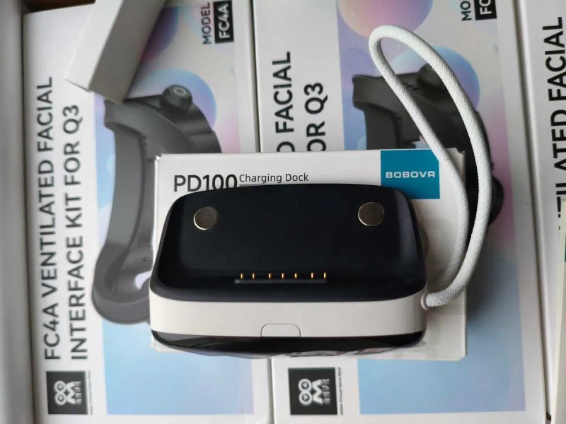 BOBOVR PD100 Two-in-One Charging Dock/Power Bank док-станція повербанк — фото 3