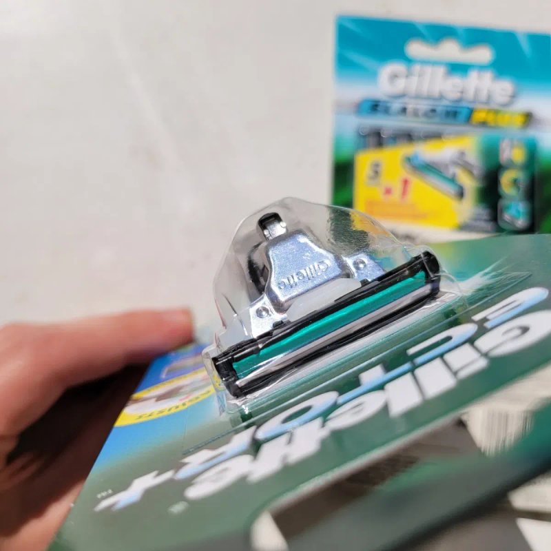 Бритва (станок) Gillette Vector Plus / Касети леза Slalom Plus 6 шт - 100% оригінал — фото 3