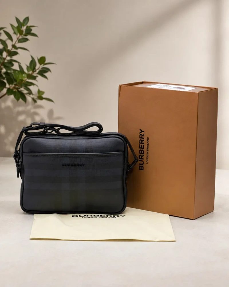 BURBERRY — чоловіча сумка через плече — фото 3