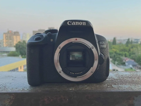 Canon EOS 700D Body