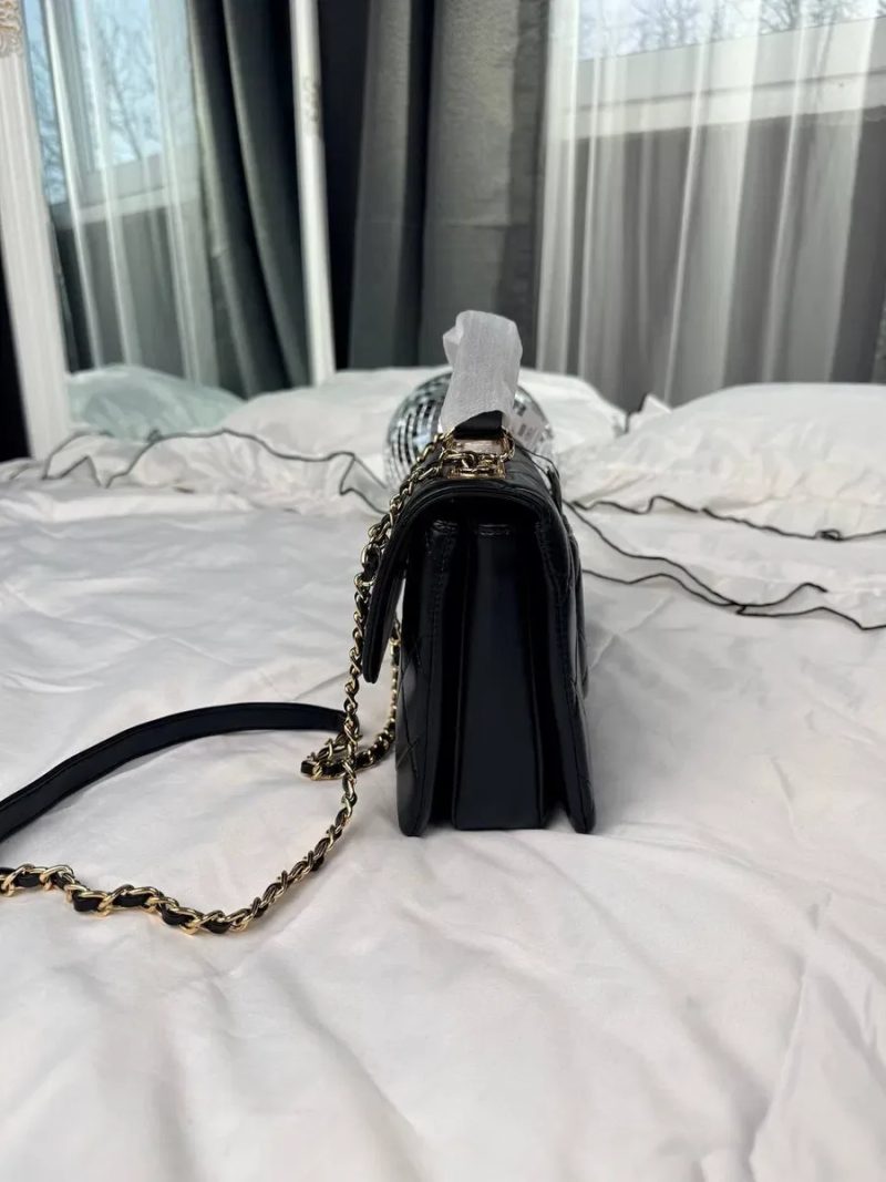 Chanel Coco Handle Black with Gold Hardware / жіноча сумочка / сумка Шанель — фото 3