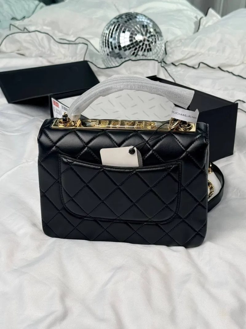 Chanel Coco Handle Black with Gold Hardware / жіноча сумочка / сумка Шанель — фото 5