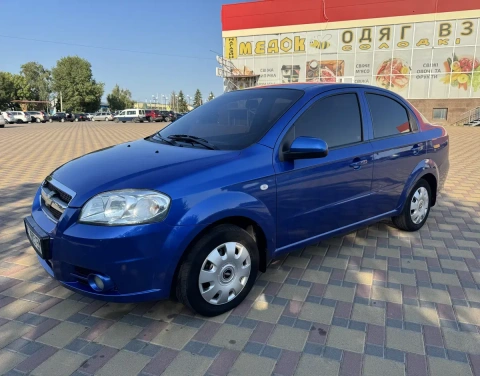 Chevrolet Aveo. . .