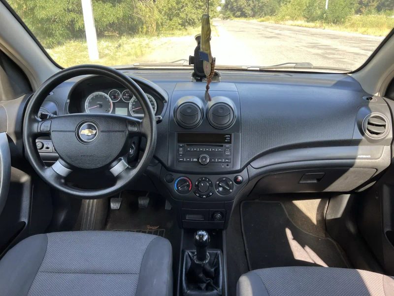 Chevrolet Aveo LS 2012 158тыс. км. — фото 8