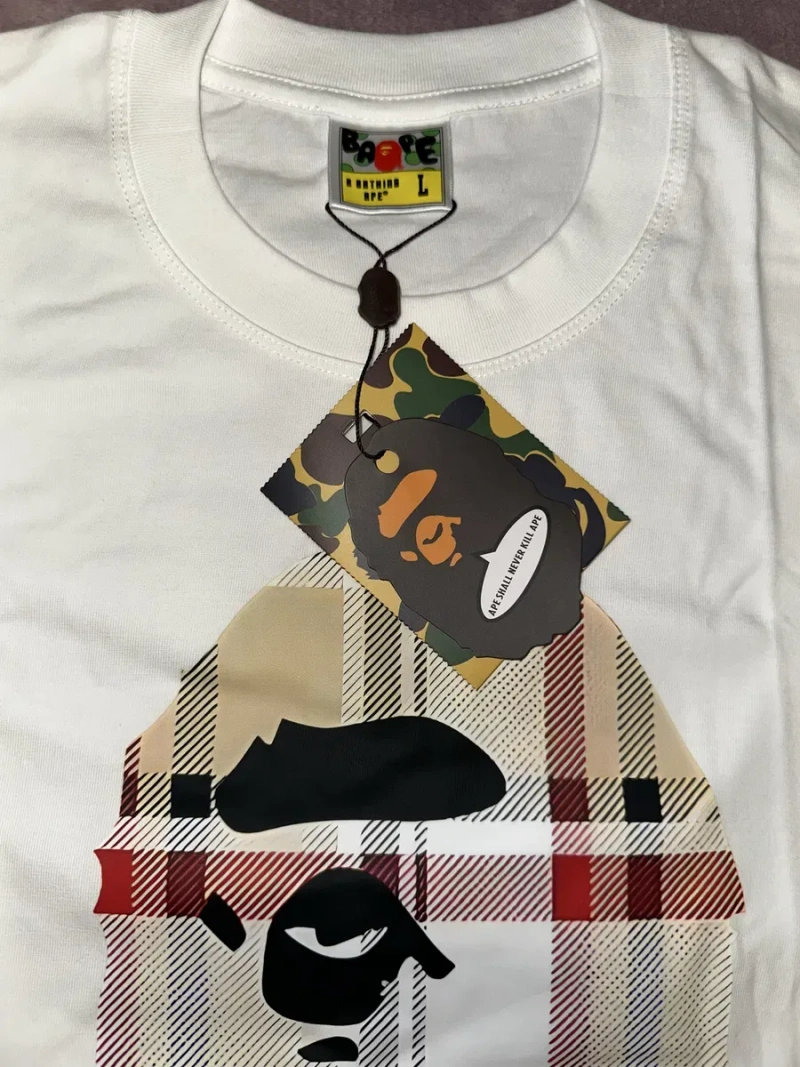 Чоловіча футболка Bape x Burberry — фото 5