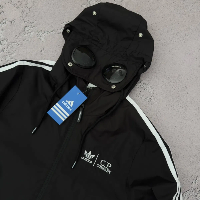 Чоловіча куртка-вітровка Adidas x C.P. Company з окулярами в капюшоні, чорна, розміри XS, S, M, L, XL, XXL — фото 3
