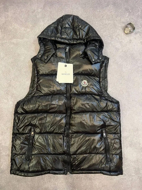 Чоловіча жилетка Moncler