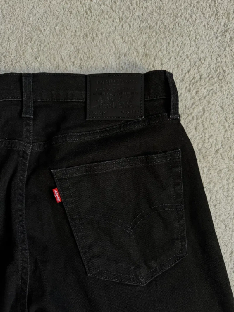 Чоловічі чорні джинси Levi’s — фото 6