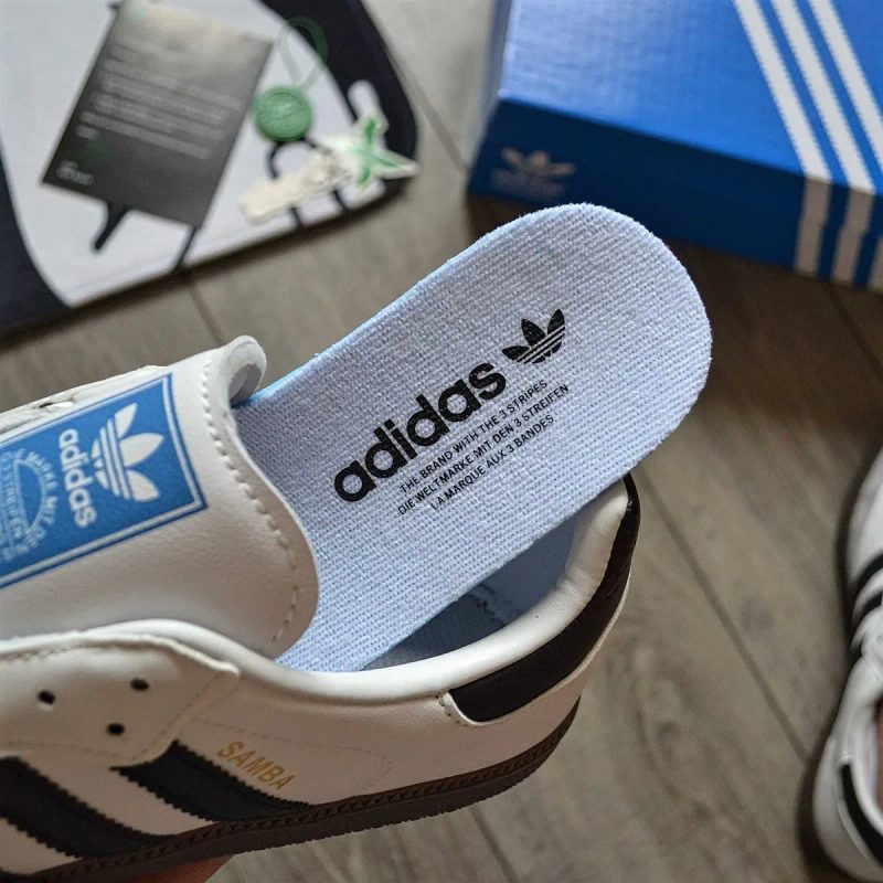 Чоловічі кросівки Adidas Samba OG 'Cloud White/Core Black/Gum' Розміри 40-44 — фото 6